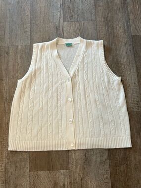 Vintage Cream Cable-Knit Button-Up Sweater Vest. Size: L